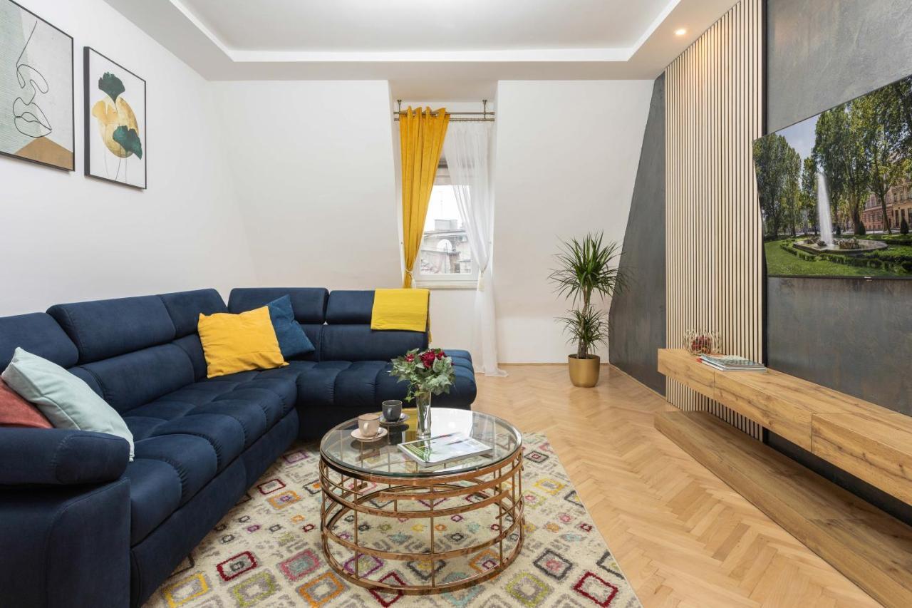 Design 1Bdr Loft Near Kvaternik Square Lejlighed Zagreb Eksteriør billede