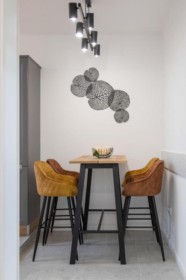 Design 1Bdr Loft Near Kvaternik Square Lejlighed Zagreb Eksteriør billede