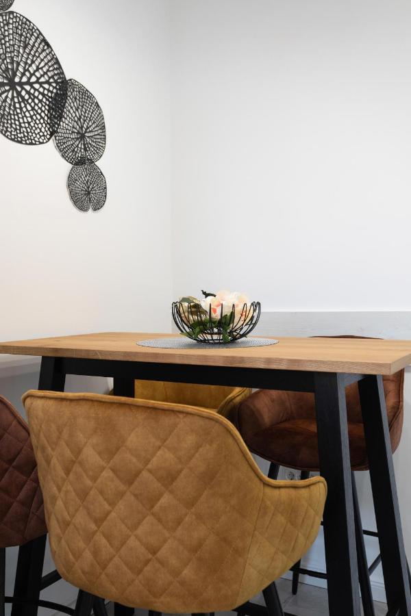Design 1Bdr Loft Near Kvaternik Square Lejlighed Zagreb Eksteriør billede